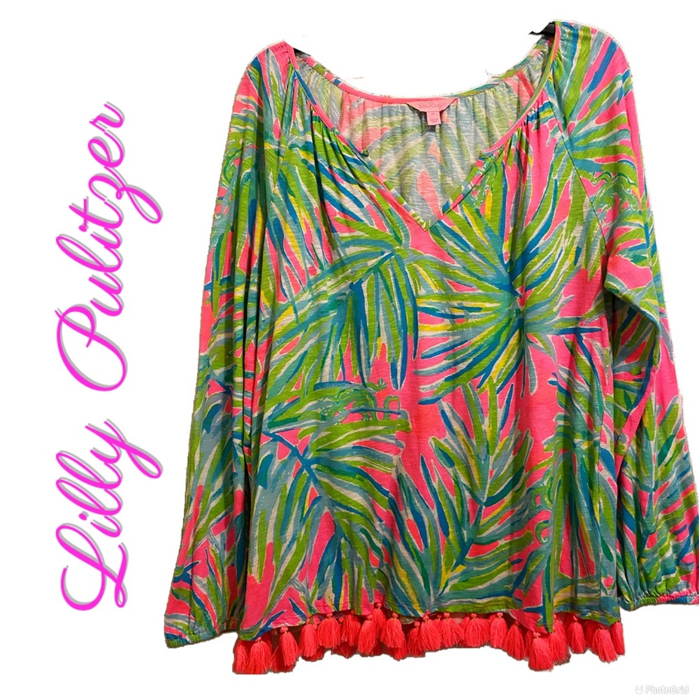 🌸Lilly Pulitzer Tropical top with tassels • M